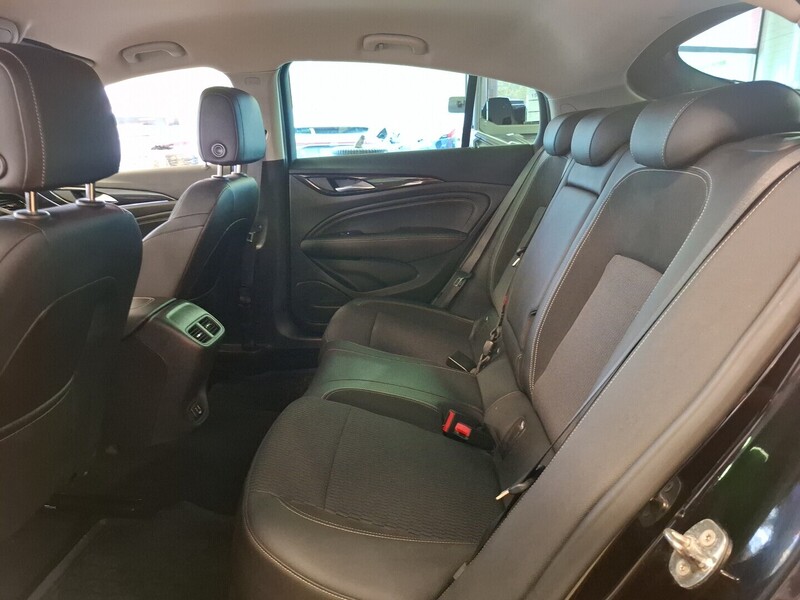 Opel Insignia vaihtoauto