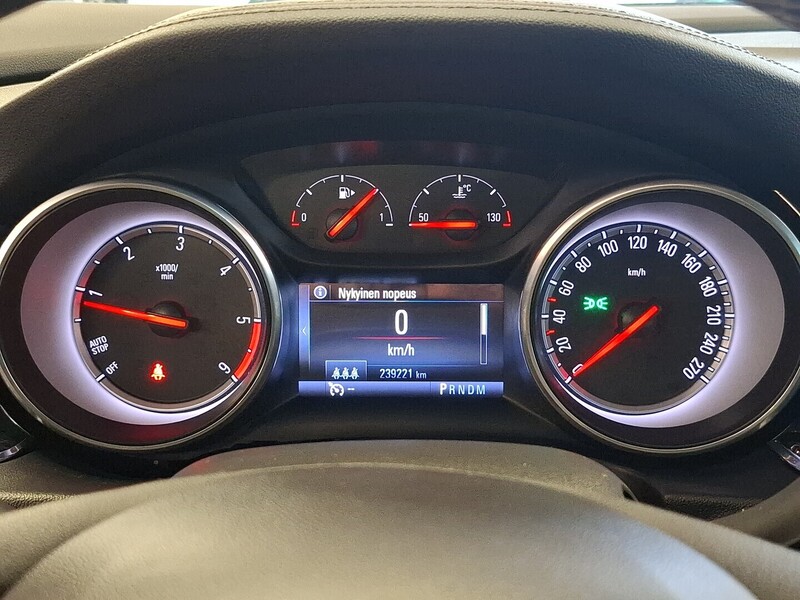 Opel Insignia vaihtoauto