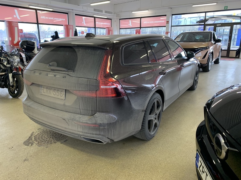 Volvo V60 vaihtoauto