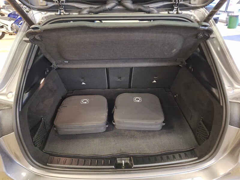 Mercedes-Benz EQA vaihtoauto