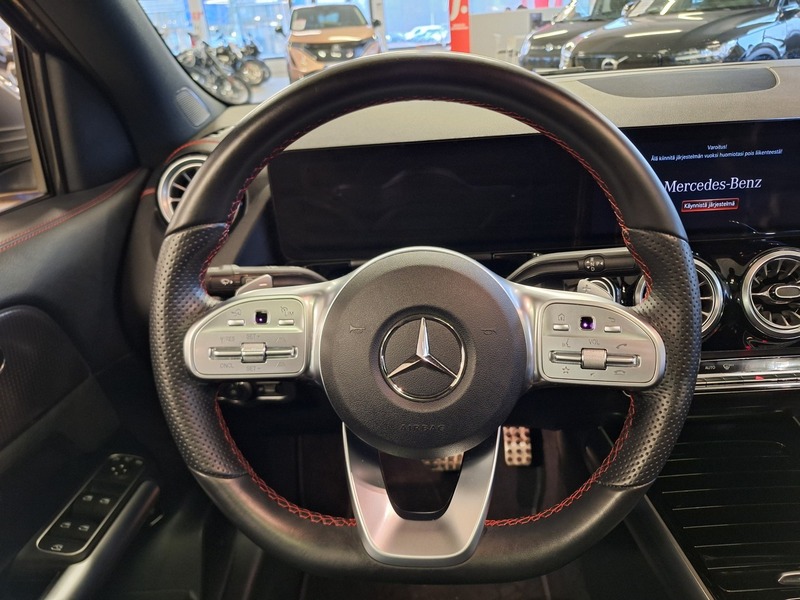 Mercedes-Benz EQA vaihtoauto
