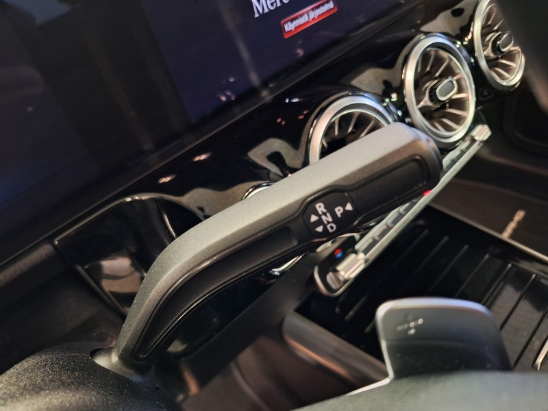 Mercedes-Benz EQA vaihtoauto