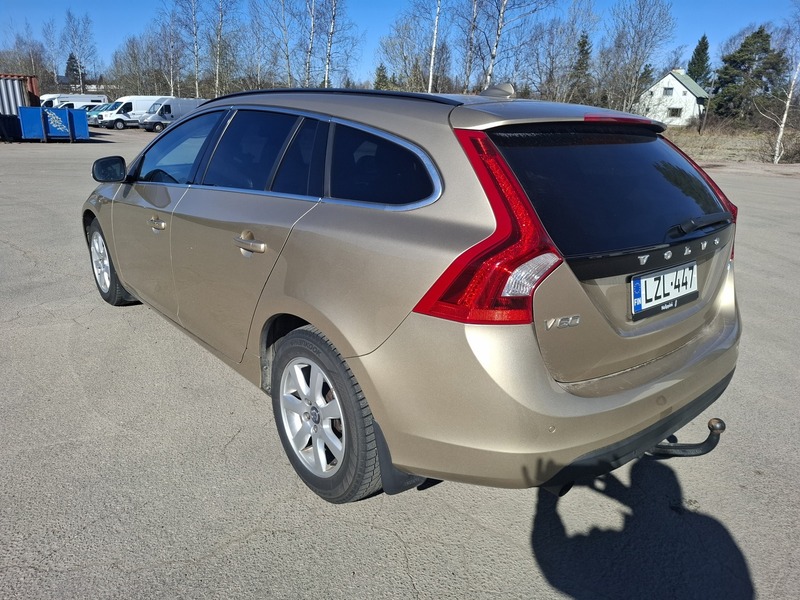 Volvo V60 vaihtoauto