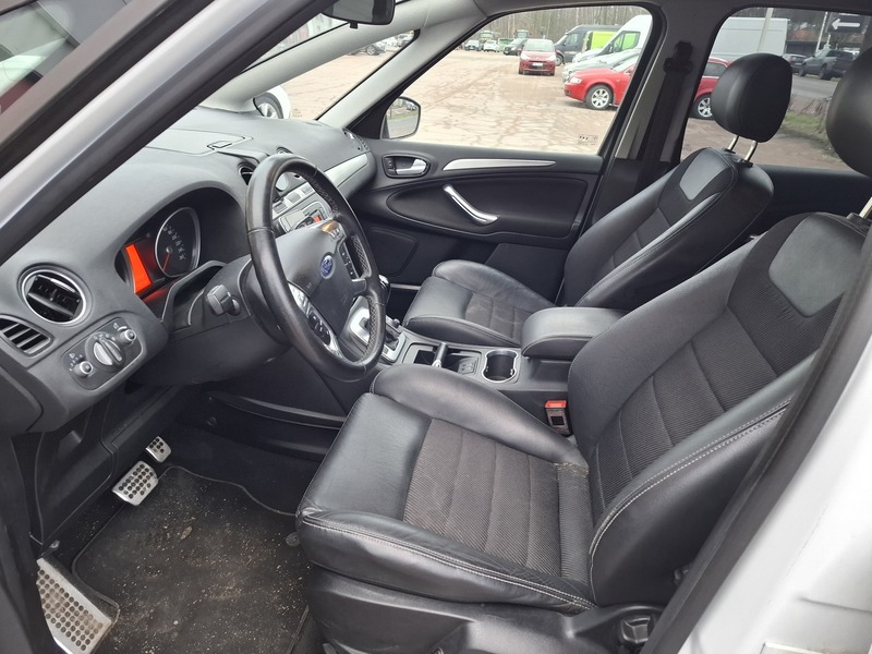 Ford S-MAX vaihtoauto