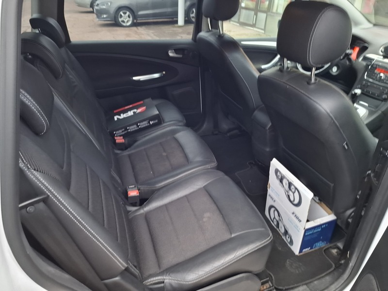 Ford S-MAX vaihtoauto