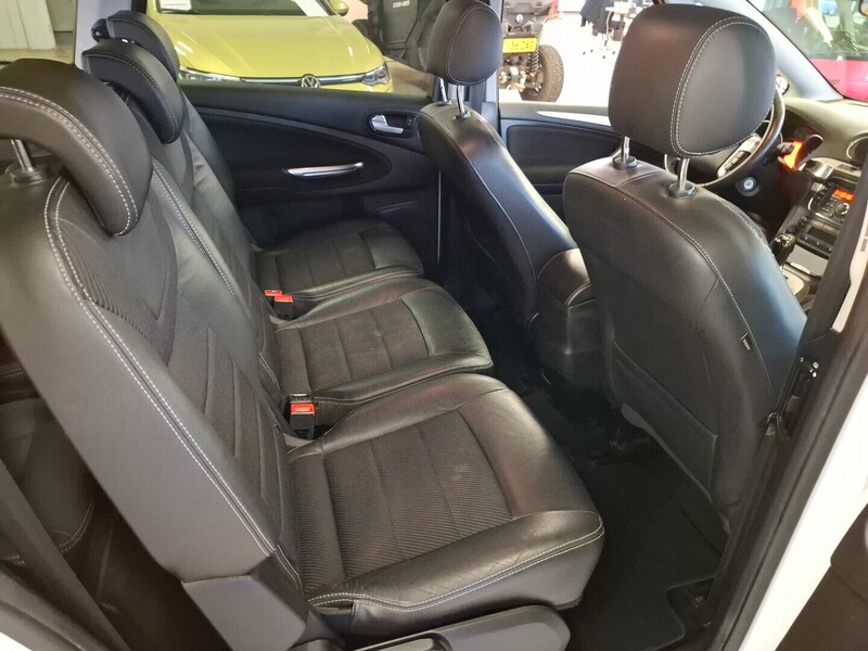 Ford S-MAX vaihtoauto