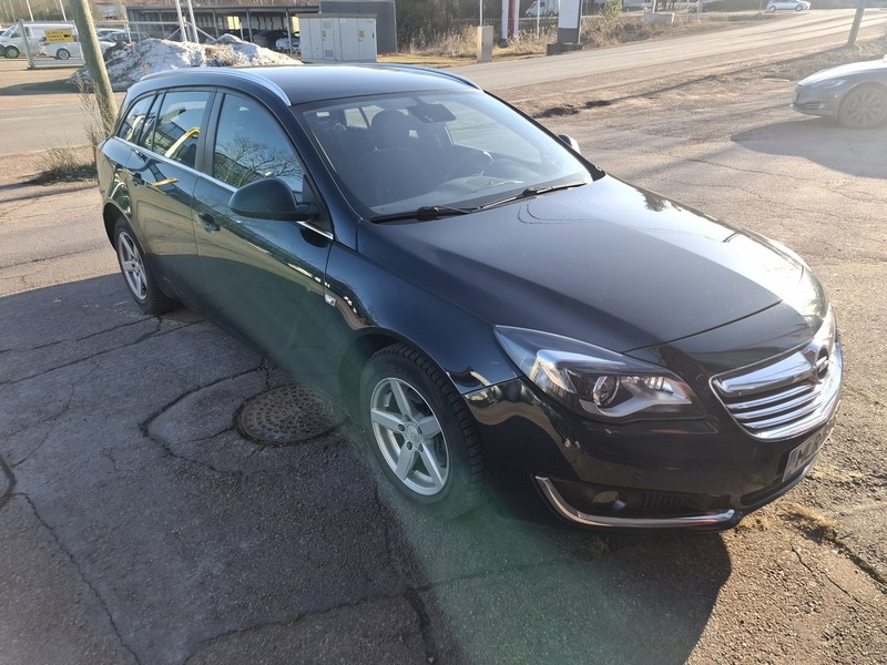 Opel Insignia vaihtoauto