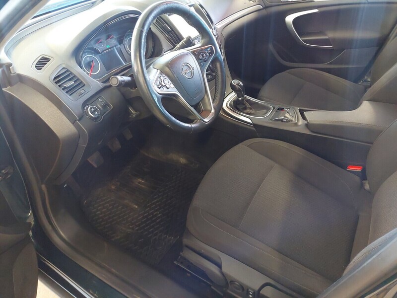 Opel Insignia vaihtoauto