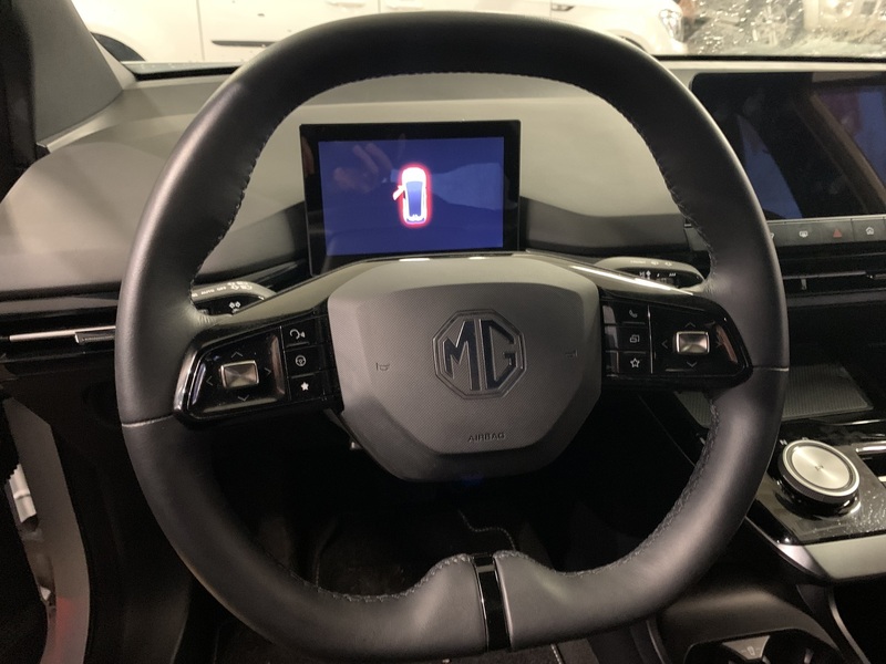 MG MG4 vaihtoauto