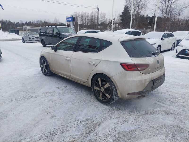 SEAT Leon vaihtoauto