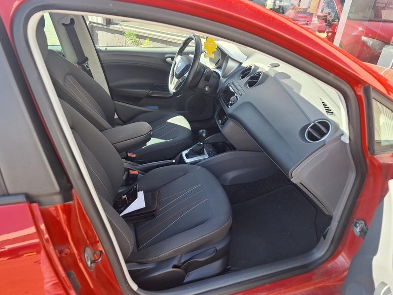 SEAT Ibiza ST vaihtoauto