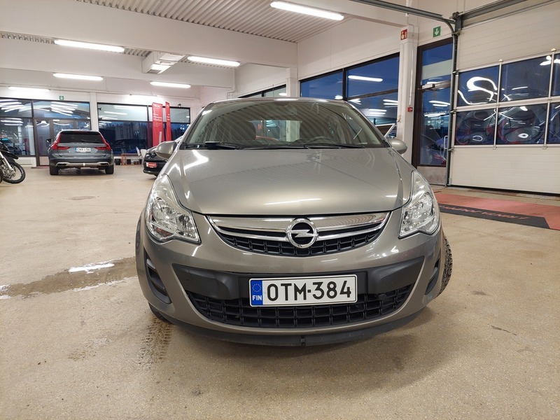 Opel Corsa vaihtoauto