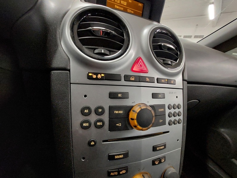 Opel Corsa vaihtoauto