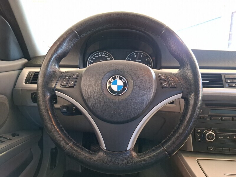 BMW 318 vaihtoauto