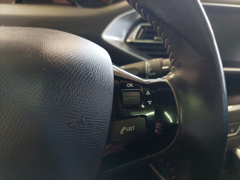 Peugeot 308 vaihtoauto