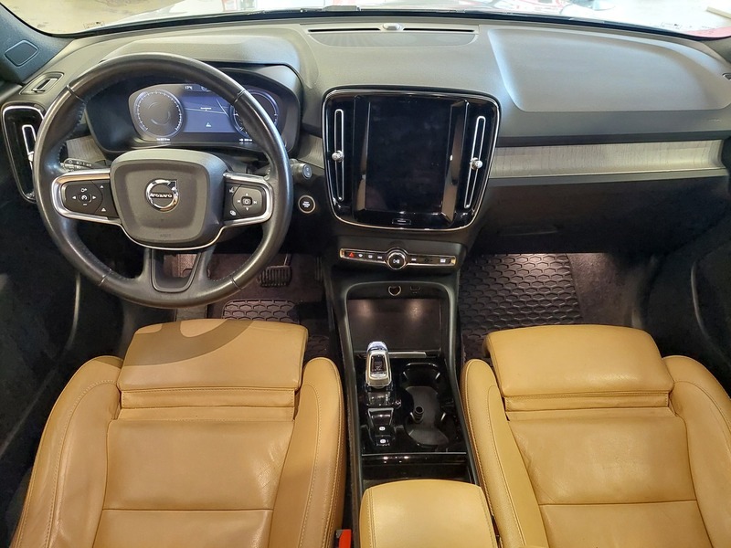 Volvo XC40 vaihtoauto