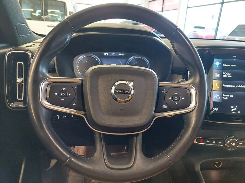 Volvo XC40 vaihtoauto