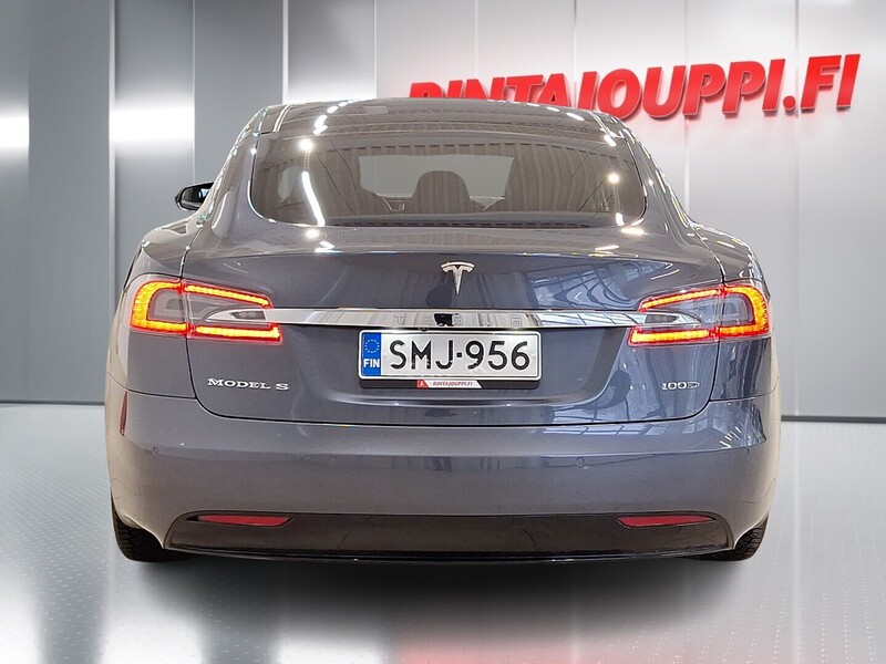 Tesla Model S vaihtoauto
