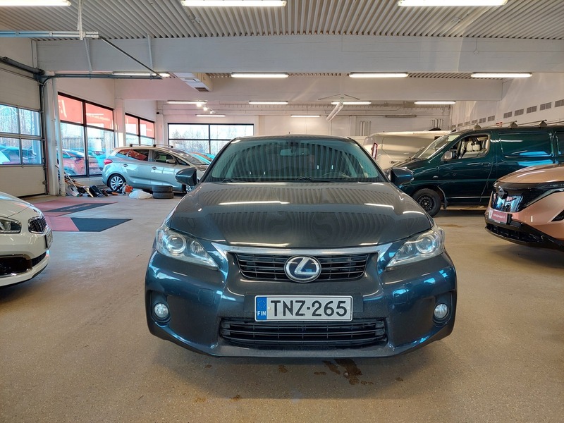 Lexus CT vaihtoauto