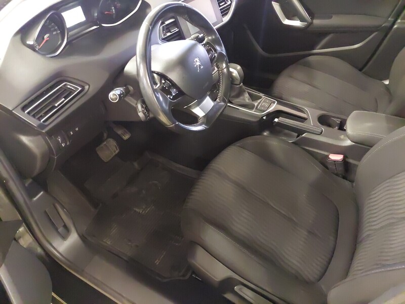 Peugeot 308 vaihtoauto