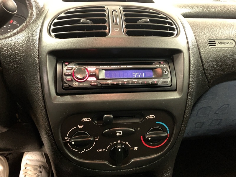 Peugeot 206 vaihtoauto