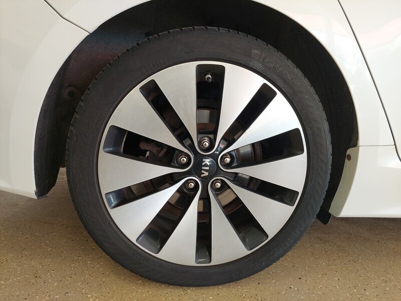 Kia Optima vaihtoauto