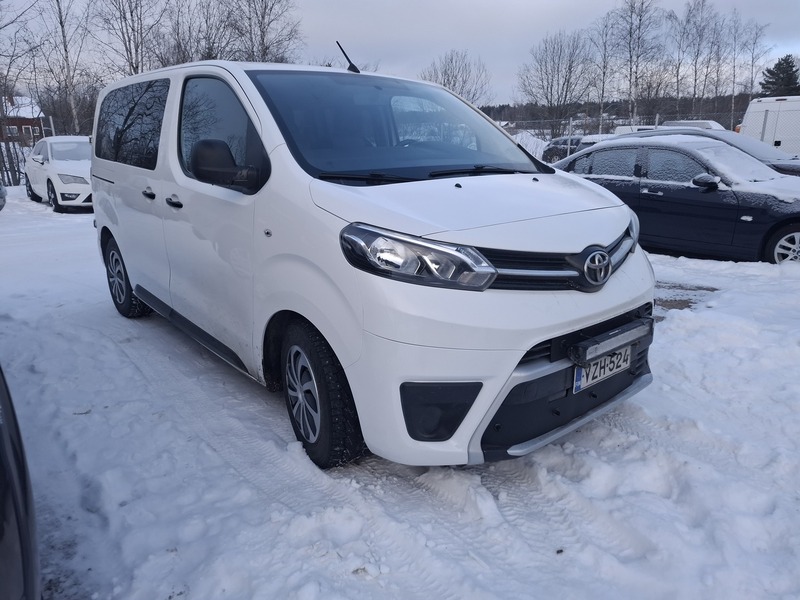 Toyota Proace Verso vaihtoauto