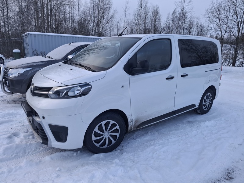 Toyota Proace Verso vaihtoauto