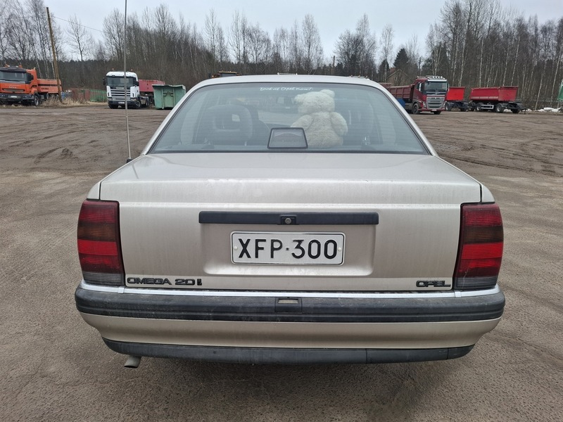 Opel Omega vaihtoauto