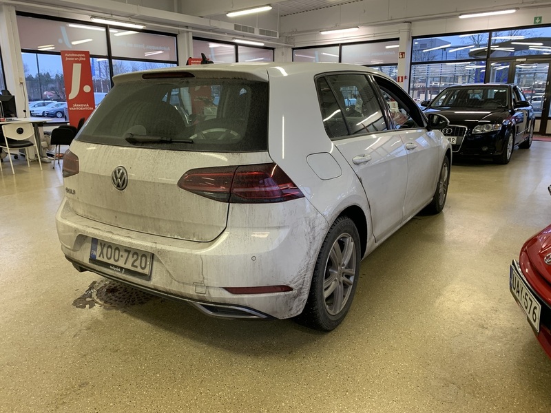 Volkswagen Golf vaihtoauto