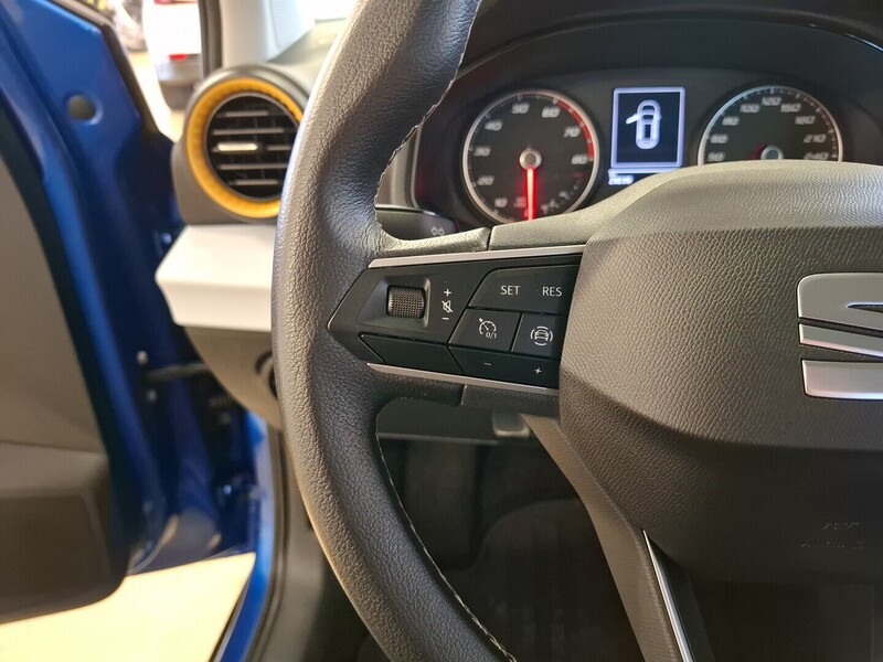 SEAT Arona vaihtoauto