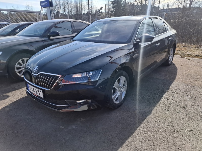 Skoda Superb vaihtoauto