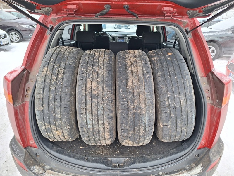 Toyota RAV4 vaihtoauto