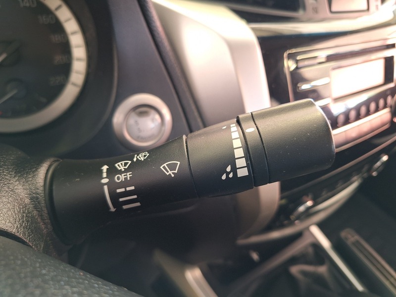 Nissan Navara vaihtoauto