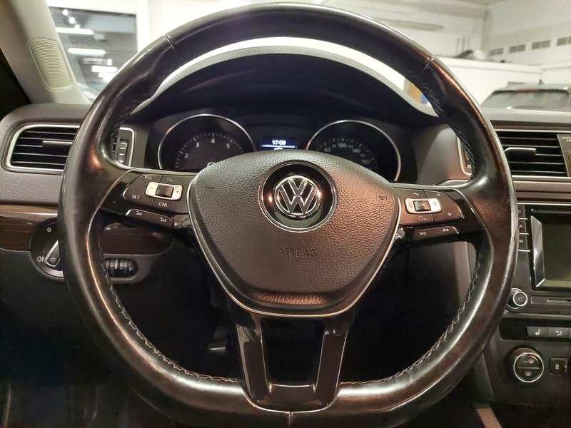 Volkswagen Jetta vaihtoauto