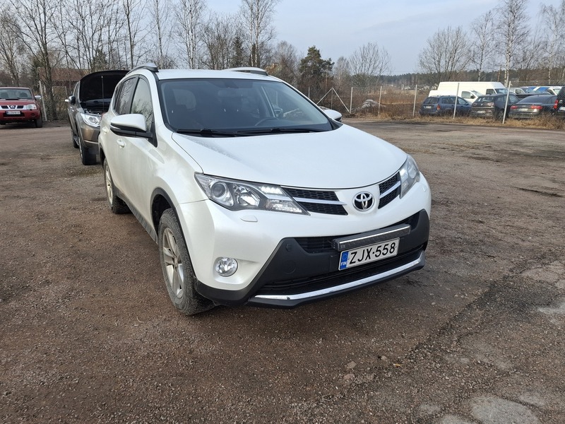 Toyota RAV4 vaihtoauto