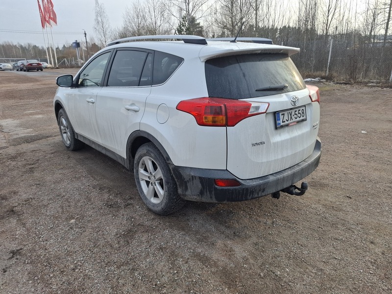 Toyota RAV4 vaihtoauto