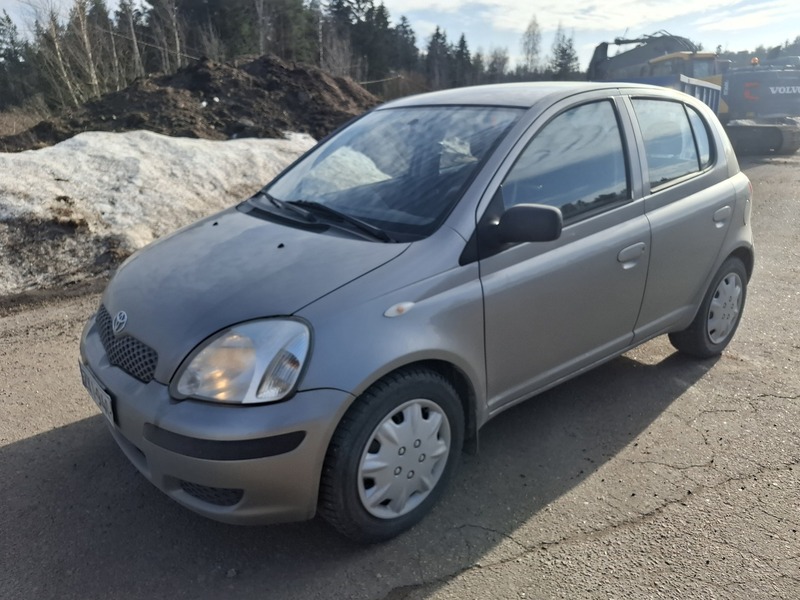 Toyota Yaris vaihtoauto