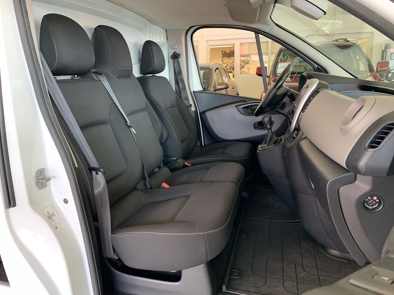 Renault Trafic vaihtoauto