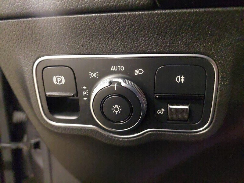 Mercedes-Benz EQA vaihtoauto