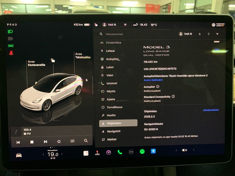 Tesla Model 3 vaihtoauto