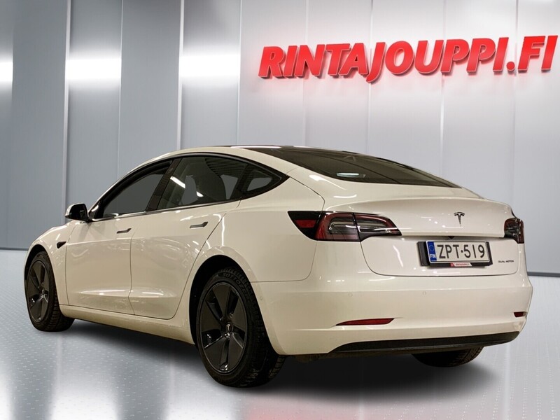 Tesla Model 3 vaihtoauto