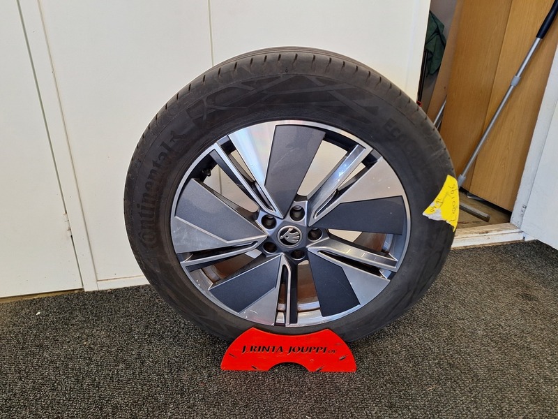 Skoda Enyaq vaihtoauto