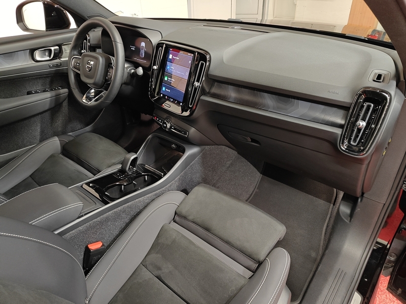 Volvo C40 vaihtoauto