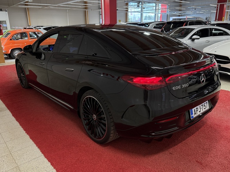 Mercedes-Benz EQE vaihtoauto