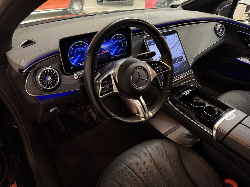 Mercedes-Benz EQE vaihtoauto