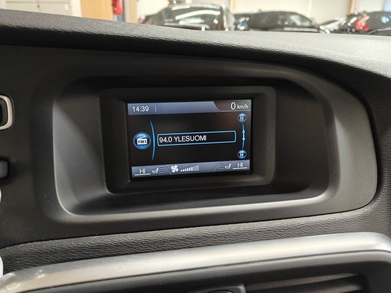 Volvo V40 Cross Country vaihtoauto