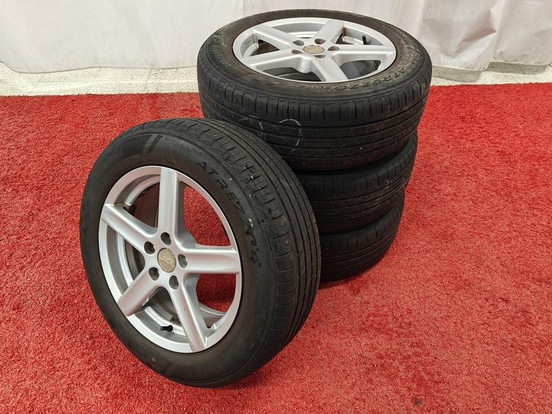 Volvo V40 Cross Country vaihtoauto