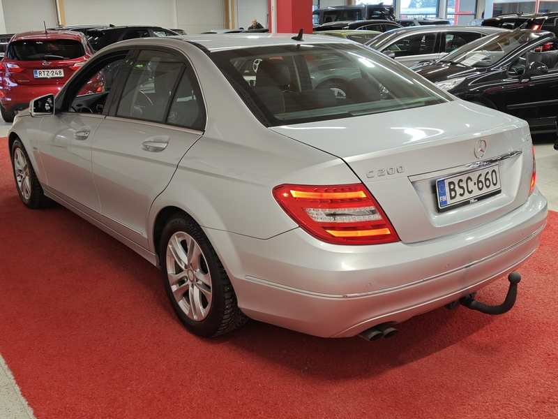 Mercedes-Benz C vaihtoauto
