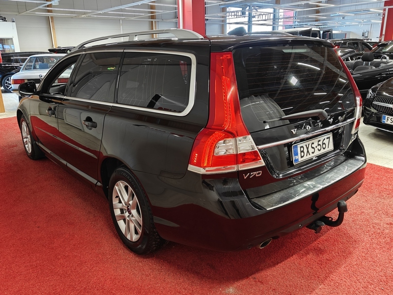 Volvo V70 vaihtoauto